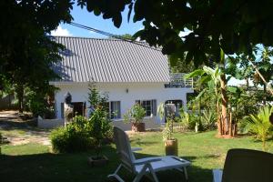 Zahrada ubytování Ocean Bird & Wanita's Self Catering