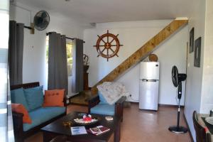 Posezení v ubytování Ocean Bird & Wanita's Self Catering