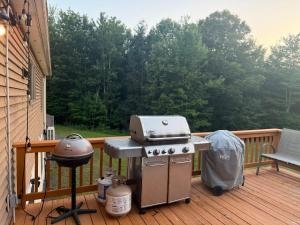 Εγκαταστάσεις μπάρμπεκιου για όλους τους επισκέπτες της παραθεριστικής κατοικίας +35 φωτογραφίες