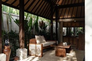 Khu vực ghế ngồi tại Dedary Resort & Spa Ubud by Ini Vie Hospitality