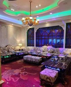 Χώρος καθιστικού στο Metropolitan Hotel