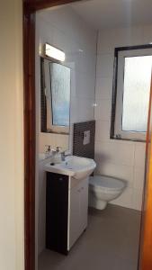 Kúpeľňa v ubytovaní Spa Apartamenty Lidzbark