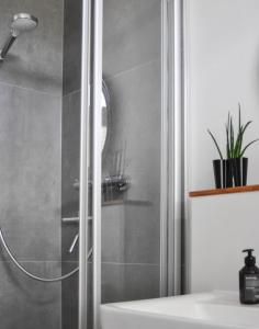 Bilik mandi di Maison baroque +10 gambar