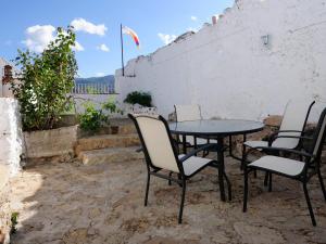 A patio or other outdoor area at Casa El Volaero