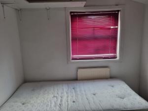 Fotografie z fotogalerie ubytování Home in Mcleod Road v destinaci Lahore