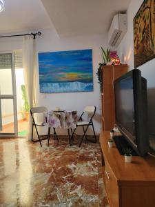 TV/trung tâm giải trí tại Apartamento El Patio de Alborán