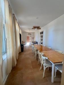 Et opholdsområde på Casa Rural Las Escuelas de Pradoalegre