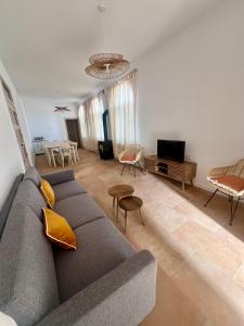 Et opholdsområde på Casa Rural Las Escuelas de Pradoalegre