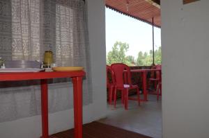 Balkón nebo terasa v ubytování Howrah Guest House