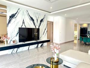 Posezení v ubytování 5 Bed B42 - 1