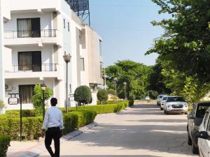 Hosté ubytování Vrindavan Stays Sunrakh Bangar - सुनरख बांगर