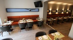 Restaurace v ubytování Hotel zum Adler - Superior + 23 fotografií