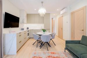 Μια τηλεόραση ή/και κέντρο ψυχαγωγίας στο Simpsono Apartamentai