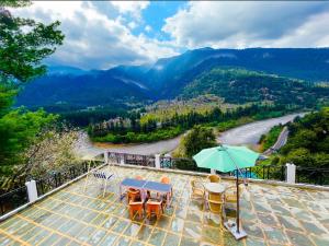 Gallery image of The Four Season Hotel & Resort, Manali - A blissful view from rooms in Manāli +32 photos