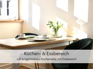 Фотография из галереи ALTE FÖRSTEREI - Apartment in der Hinterburg in Schlitz - direkt an der Größten Kerze der Welt - mit Aufzug, Parkplatz & Garten - Hunde willkommen в городе Шлиц