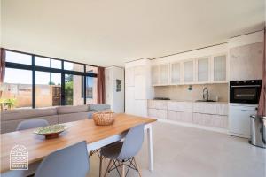 Nhà bếp/bếp nhỏ tại Good Times Sagres +15 ảnh