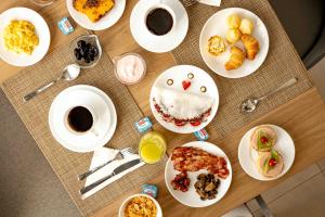 Φαγητό σε αυτό το ξενοδοχείο ή κάπου εκεί κοντά