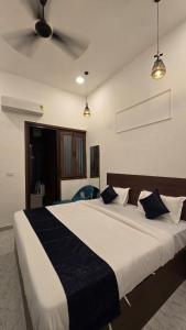 Postel nebo postele na pokoji v ubytování JASMIN a luxury stay