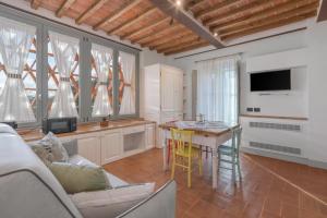 Μια τηλεόραση ή/και κέντρο ψυχαγωγίας στο Monteriggioni Castel La Capanna +15 φωτογραφίες