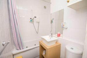 エディンバラにあるEdinburgh Central Lauriston Aparthotelのギャラリーの写真