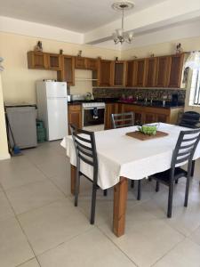 Nhà bếp/bếp nhỏ tại DaBreo Apartment