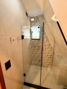 Ένα μπάνιο στο Chalé na Serra com banheira e vista incrível +26 φωτογραφίες