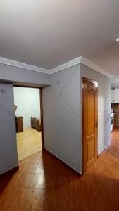 Φωτογραφία από το άλμπουμ του Квартира навпроти басейну σε Berehove