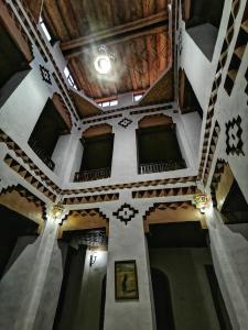 an overhead view of a building with a ceiling at Kasbah Ziwana - Guesthouse in Zagora