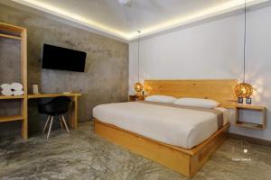 Ένα ή περισσότερα κρεβάτια σε δωμάτιο στο Spectacular Suite Steps Away From Center La Punta