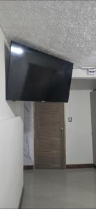 Et tv og/eller underholdning på charala sabana sur