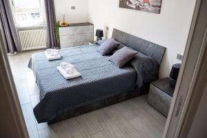 Ένα ή περισσότερα κρεβάτια σε δωμάτιο στο Luani's Apartments +14 φωτογραφίες