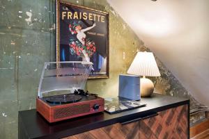 Фотография из галереи Historic Loft Retreat N Downtown Knoxville в городе Ноксвилл