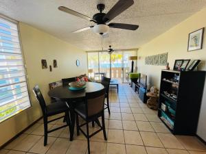 Billede fra billedgalleriet på Ocean Front Apartment i Luquillo