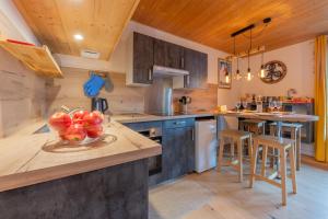 Køkken eller tekøkken på Chamonix Sud - Bâtiment Iris 359 - Happy Rentals