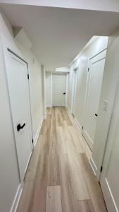 Afbeelding uit fotogalerij van Beautiful Luxury Cozy Home in Niagara Falls +46 foto's