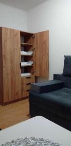 Khu vực ghế ngồi tại 3 bed apartment Iasi 5 min from aeroport