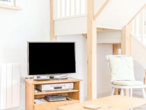 WentnorにあるThe Old Milking Parlourのテレビ