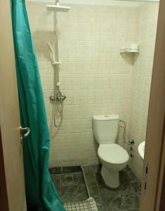 Ένα μπάνιο στο Mariposa sweet Home