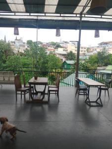 Ban công/sân hiên tại nhà Anh TRƯỜNG Homestay