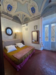 ブランドにあるLa Tour Morazzani , Heritage Floor with Sea View Cap Corseのギャラリーの写真