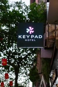Certifikát, hodnocení, plakát nebo jiný dokument vystavený v ubytování Keypad Hotel - 24 Hang Ga