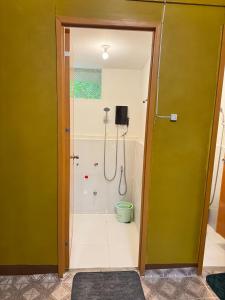 Koupelna v ubytování SandGrizz Tourist Inn