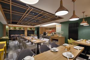 Εστιατόριο ή άλλο μέρος για φαγητό στο Qiuguo Hotel, Beijing West Railway Station Liuliqiao East Subway Station