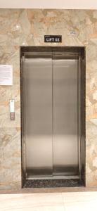 Φωτογραφία από το άλμπουμ του Studio Flat Luxury Balcony AC Near Airport στο Pune +30 φωτογραφίες