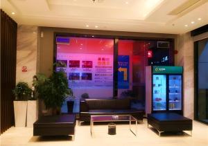 Ο χώρος του λόμπι ή της ρεσεψιόν στο City Comfort Inn Zhongshan Nanqu Subdistrict Yong'an Square