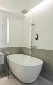 Imagen de la galería de Swing & Pillows - Kentomen Hotel, Bamboo Hills, en Kuala Lumpur
