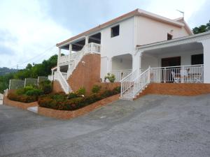 Gallery image of Appartements Allée des Ixoras in Saint Esprit