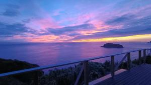 Příroda nedaleko vily + 66 fotografií