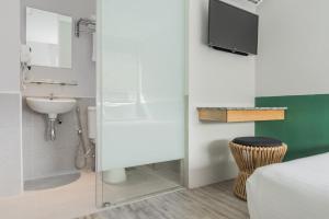 Ένα μπάνιο στο Swing & Pillows - Kentomen Hotel, Bamboo Hills