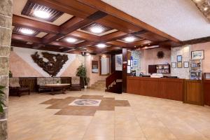 Χώρος καθιστικού στο Constantzia Balneohotel +33 φωτογραφίες